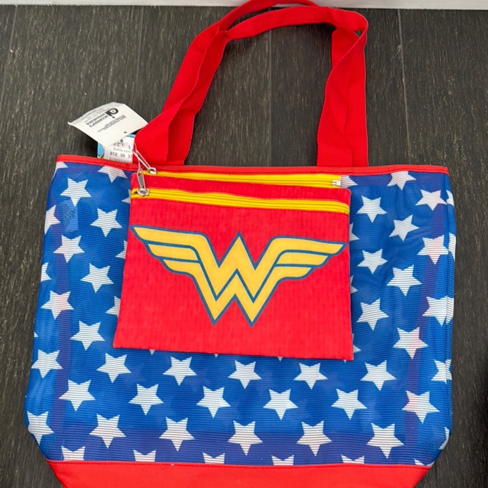 Wonder Woman Star Pattern Tote Bag - Red and Blue - Picture 2 of 8